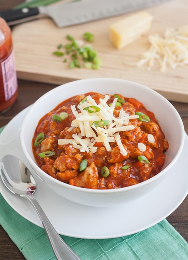 Hearty Chili Recipes to satisfy your hunger. You will be sure to find something you love about this Buffalo Chicken Chili