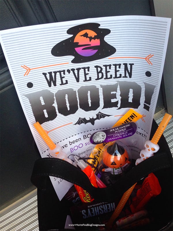 Use this BOOED! Neighborhood Sign for a fun pre-Halloween activity! Your kids will have a blast giving a treat to your neighbors!