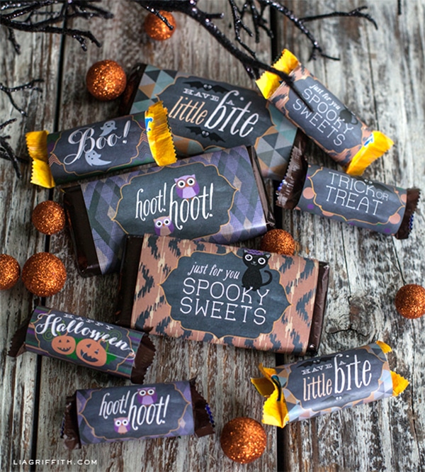 Chalkboard Halloween Printables are cute and simple decor for your home!