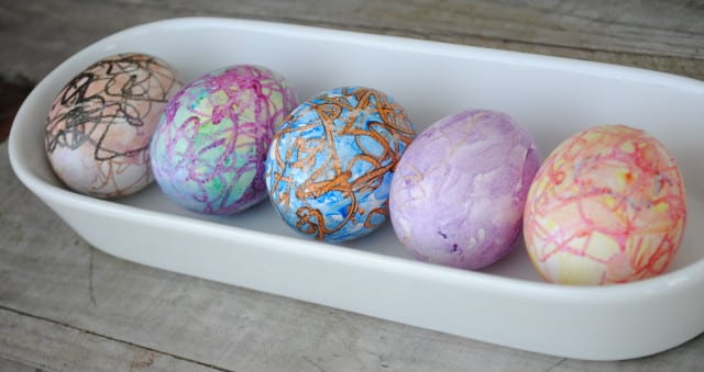 Tired of dying your eggs the same old way every single year? Try these creative East Egg Decorating Ideas!