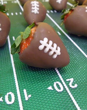 Hosting a Super Bowl party or at least attending one? You will love this list of 12 Recipes for Super Bowl & Football Parties.