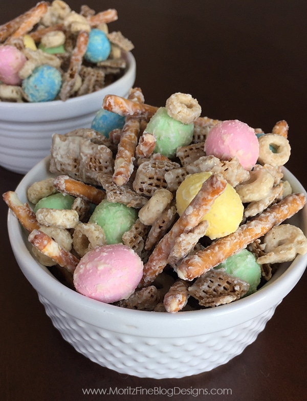 In less than 5 minutes you can whip up this Easter Snack Mix, aka Bunny Munch!! A great treat for all guests, young and old, at your party.