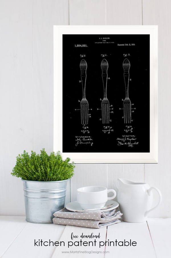 A simple way to add a vintage look, yet with a modern edge to your kitchen is to hang this Kitchen Fork Patent Printable. Free to download and print.