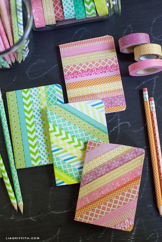 Be the cool kid in school with awesome, creative notebooks. Enjoy these 10 Ways to Decorate School Notebooks...find the one that you love and craft away!