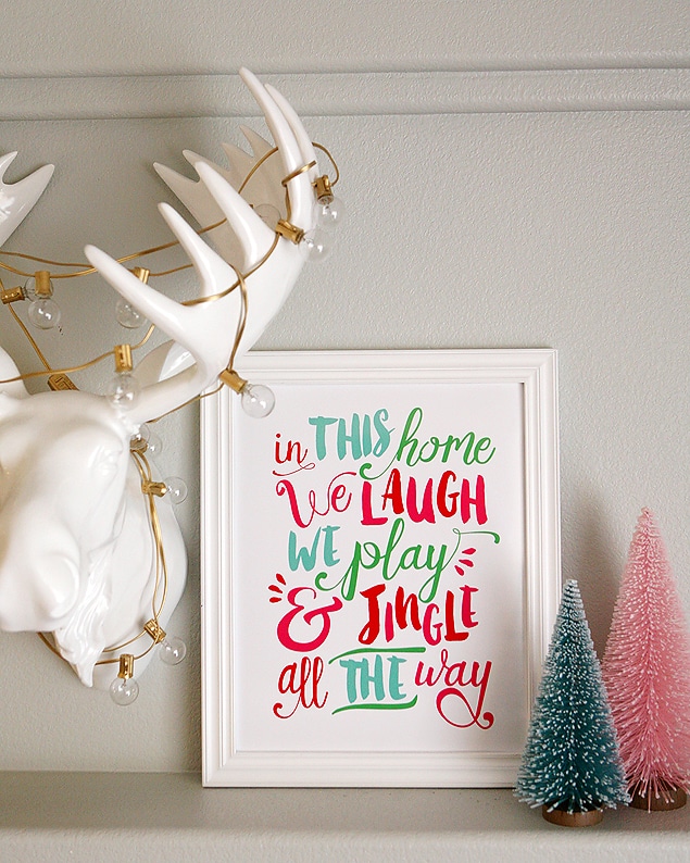 Super collection of fabulous free Christmas Holiday Home Printables perfect for your home decorating during the holiday season.