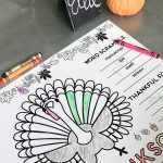 Thanksgiving Table Placemat for Kids | Free printable activity placemat | easy to download and print | Simple Thanksgiving Kid Table Ideas