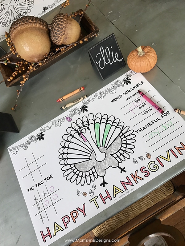 Thanksgiving Placemat for Kids | Free printable activity placemat | easy to download and print | Simple Thanksgiving Kid Table Ideas