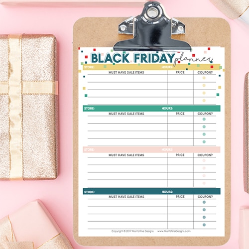 Learn how to Prepare for Black Friday Like a Boss, with the best Black Friday and Christmas Shopping Tips. Use the free printable Black Friday Organizer to craft the perfect shopping plan. #blackfriday