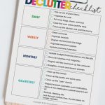 Use this simple Clutter Control Checklist to spend just a few minutes each day to keep your home free of "stuff' and clutter-free.